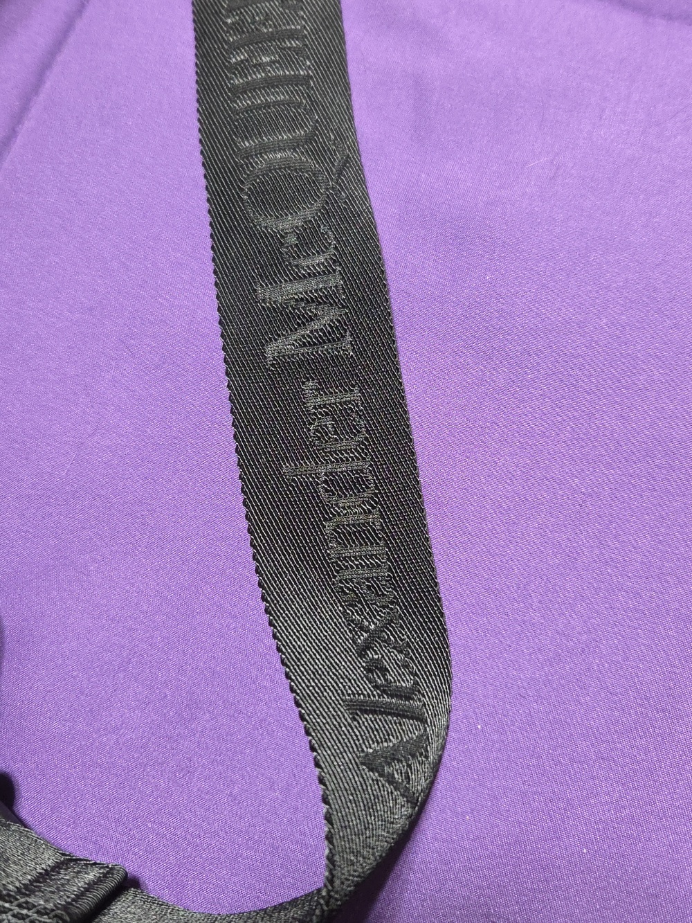 Alexander McQueen Black Branded Jacquard Skull Bag - Picture 2 of 6